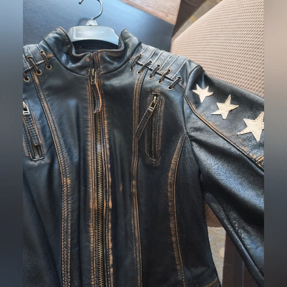 Black Rivet (Wilsons Leather) Distressed Leather Jacket with Star Details, S - Picture 3 of 16